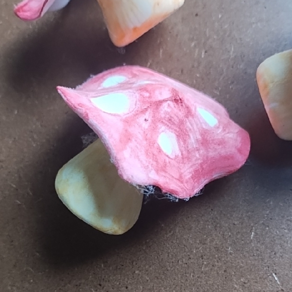 🦋 10 For $10 🦋 Pink and Cream Mushroom Decor - Picture 2 of 8